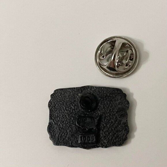 Vtg Jack Daniels Pin Whiskey Novelty Collectible Pinback - Picture 5 of 10